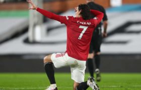 Cavani Putuskan Berlanjut di Manchester United