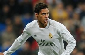 MU Incar Raphael Varane Dari Real Madrid