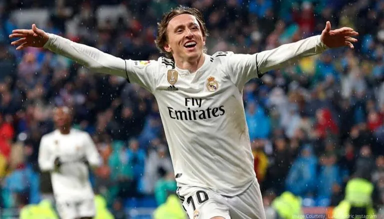 Luka Modric di Kabarkan Belum Tanda Tangan Kontrak Baru