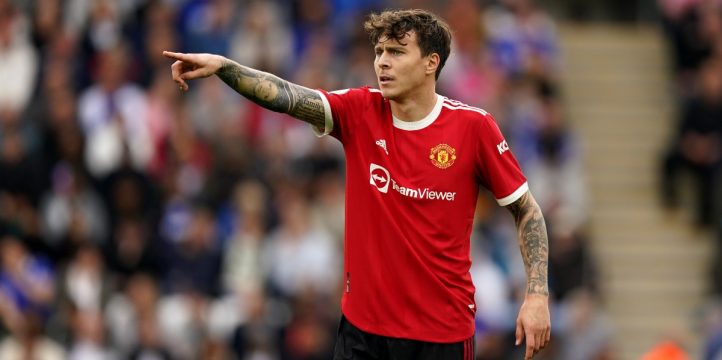 Sevilla Ikut Berburu Tanda Tangan Victor Lindelof Dari MU