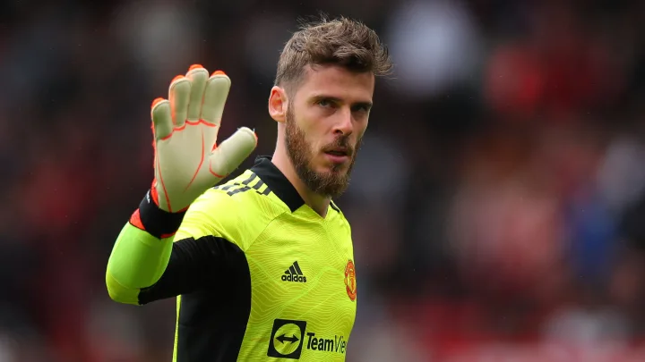 AS Roma Coba Bajak David De Gea Dari MU