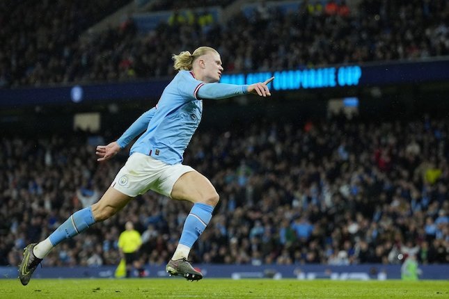 Erling Haaland Monster Gol Yang Ganas di Man City