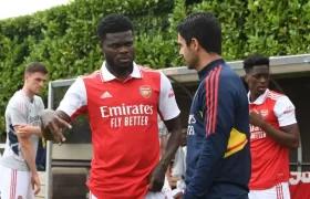 Mikel Arteta Tegaskan Thomas Partey Tetap Bagian Dari Arsenal