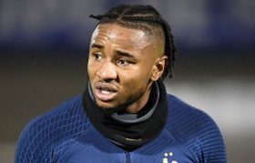 Mauricio Pochettino Harap-Harap Cemas Nkunku Cedera