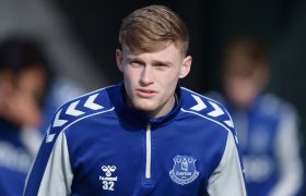 Everton Tidak Ingin Melepas Jarrad Branthwaite ke Man United