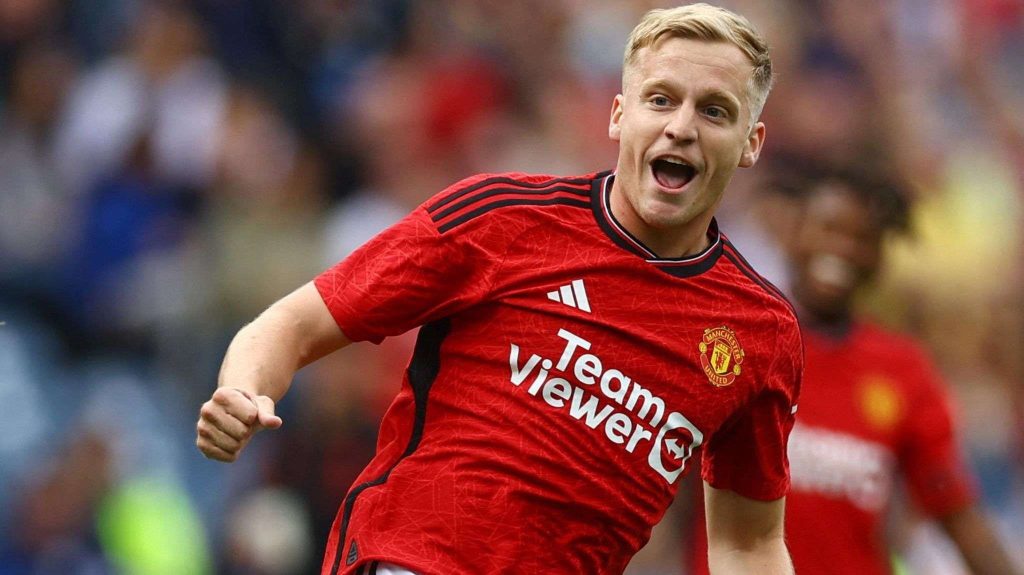 Van De Beek di Kabarkan Segera Tinggalkan Manchester United