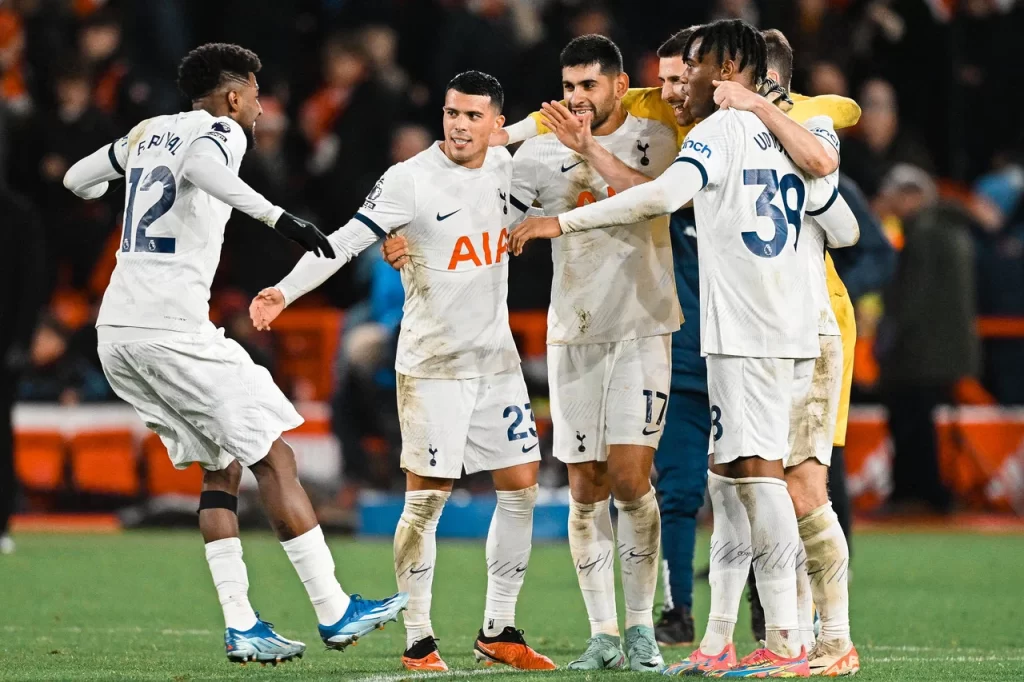 Tottenham Menang Dengan Tak Sia-Siakan Keunggulan