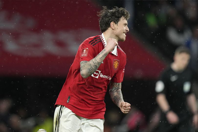 Victor Lindelof Bakal Absen Satu Bulan Untuk Manchester United