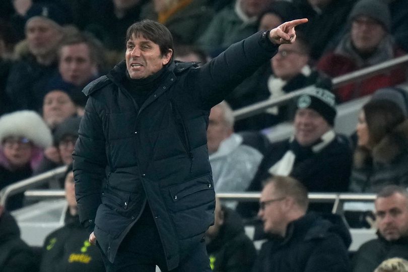 Antonio Conte Selangkah Lagi Bisa Latih Napoli 