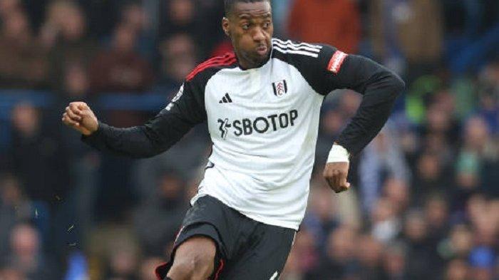 Tosin Adarabioyo Jadi Rekrutan Pertama MU di Musim Panas Nanti