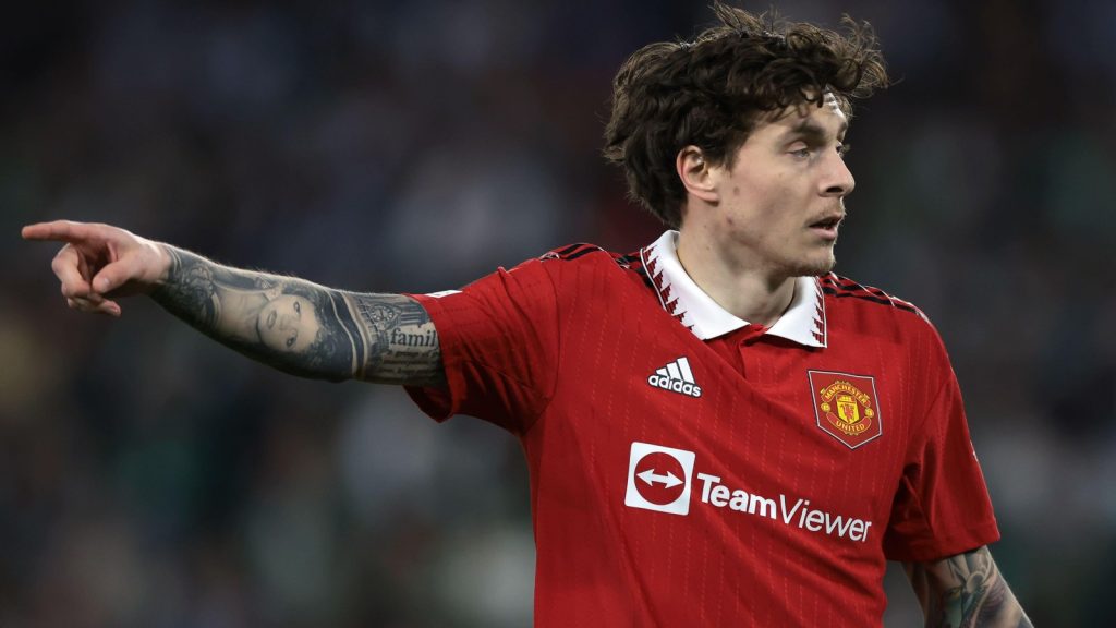 Everton Ingin Bajak Victor Lindelof Dari MU Musim Panas Ini