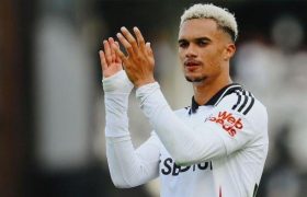 Antonee Robinson Menjadi Pertimbangan MU dan Liverpool