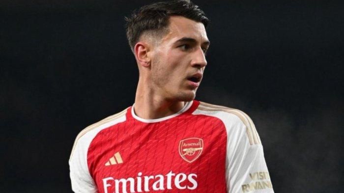 Arsenal Tolak Tawaran Napoli Untuk Jakub Kiwior