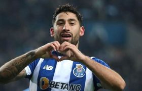 AC Milan Siapkan Langkah Rekrut Gelandang FC Porto