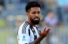 Douglas Luiz Target Transfer Baru Manchester United