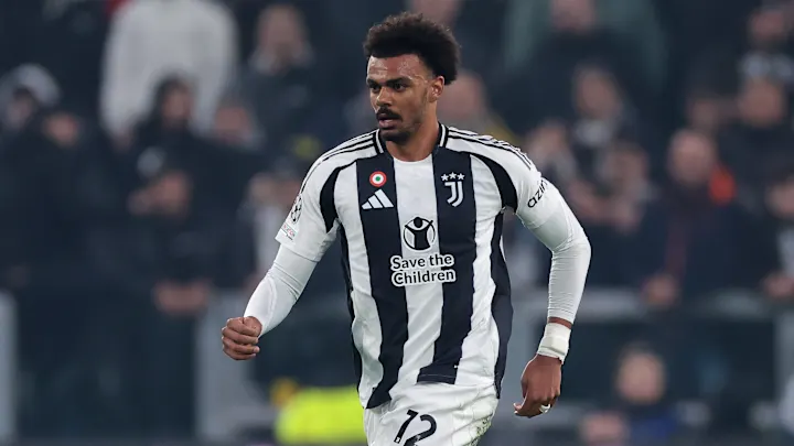 Nottingham Forest Kini Incar Bek Chelsea Renato Veiga 