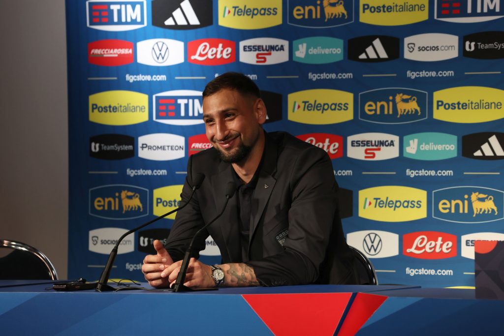 Donnarumma Sang Kiper Bidikan Inter Milan Jangka Panjang