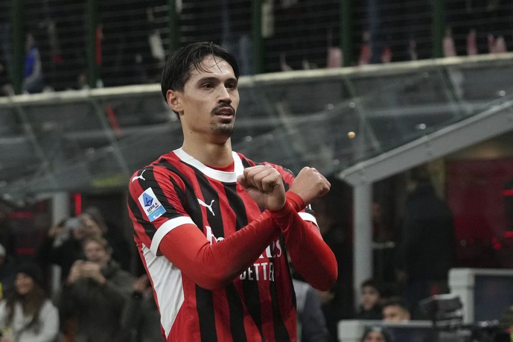 Milan Siap Dengarkan Tawaran Man City Buat Tijjani Reijnders