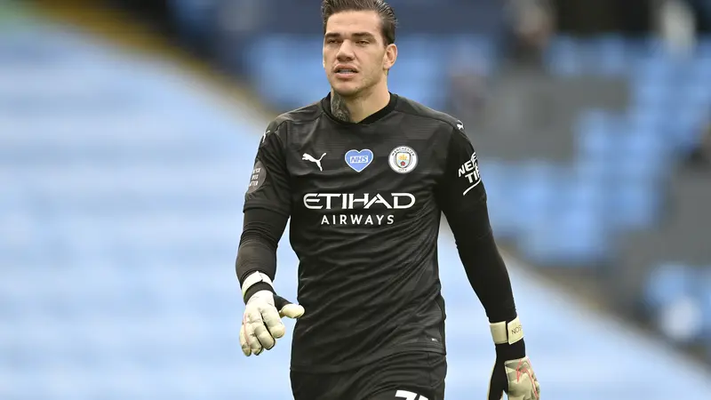 Enderson Pertimbangkan Cabut Dari Man City