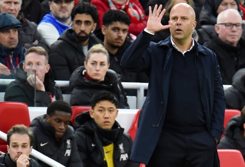 Arne Slot Lakukan Rotasi Pemain Saat Hadapi Southampton