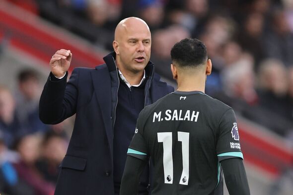 Arne Slot Lakukan Rotasi Pemain Saat Hadapi Southampton