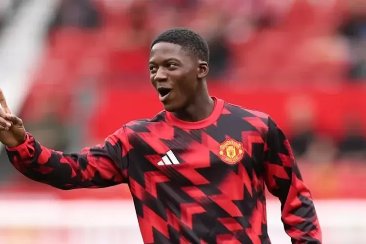 Napoli Berburu Tanda Tangan Kobbie Mainoo Dari MU