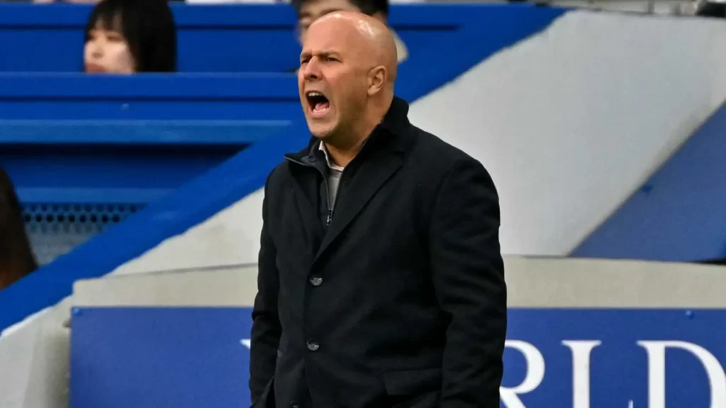 Liverpool Kacau dan Kalah Segalanya: Slot Harus Bercermin, Bukan Menyalahkan Lawan
